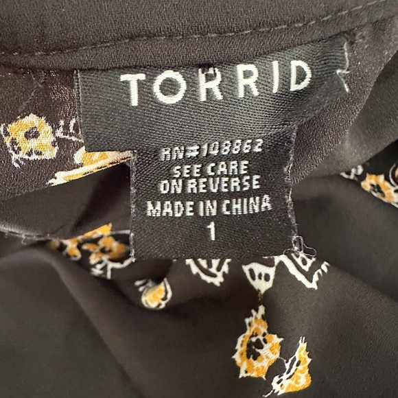 Torrid Georgette Keyhole Neck Sheer Top Floral Tunic Size 1X Flowy Office Black - Picture 6 of 8